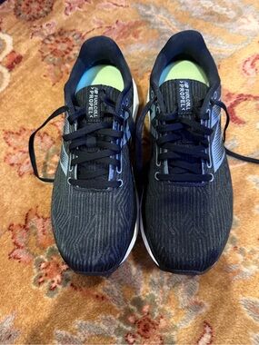 New Balance Women’s Black and White FuelCell Propel Athletic Shoes